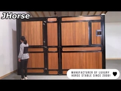 Q235 คอกม้าเหล็กไม้ไผ่ชั่วคราวพร้อมประตูหน้าต่างสูง 2.2 ม