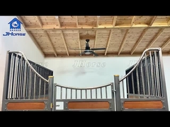 พานที่มั่นคงสําหรับม้าที่กําหนดเอง สําหรับกล่องที่มั่นคงสําหรับม้าไม้ยาง ที่เหมาะสําหรับสัตว์เลี้ยง ขนาดประตูที่กําหนดเอง