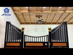 โทรพกได้ Prefab ม้าโรงที่ปลอดภัย ม้าที่มั่นคง โลหะ ม้าที่ติดอยู่ กล่องหน้าที่มีไม้กางเขน