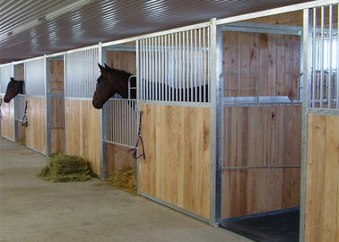 Ultimate Modular Horse Stall Fronts ตัวเลือกไม้ไผ่ / Pine Infill มีให้เลือก OEM