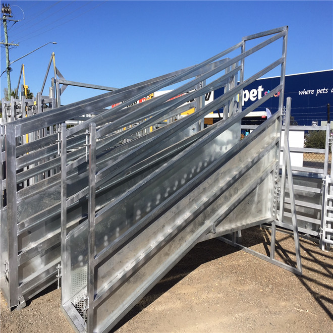 3.2 M Stack โครเมี่ยมกำลังโหลด Ramp Cattle โหลดแบบพกพาสำหรับแกะแพะโค