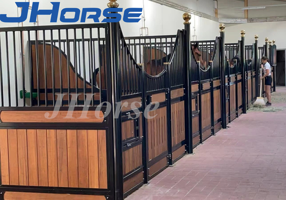 OEM คาร์บอนถ่านไม้ไผ่สีดำผงเคลือบคอกม้าเคลื่อนที่ Stall Barn Door