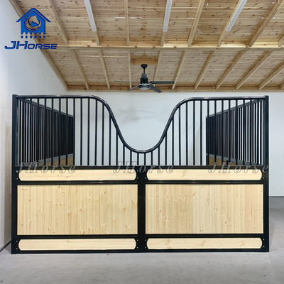 การติดตั้งง่าย ม้าที่มั่นคง หลังคัน ประตูหน้า อุปกรณ์ม้า Prefab สําหรับฟาร์มขนาดใหญ่